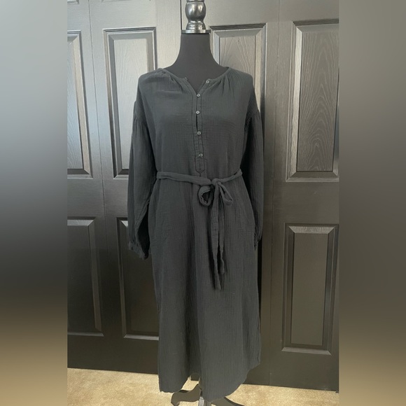 Universal Thread Dresses & Skirts - Universal Thread black dress